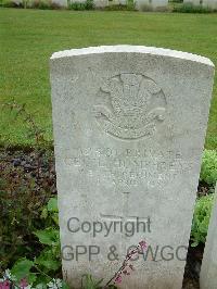 Etaples Military Cemetery - Humphreys, Cecil