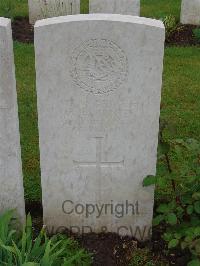 Etaples Military Cemetery - Hunter, James