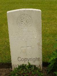 Etaples Military Cemetery - Hunter, Percy Talbot Lungley