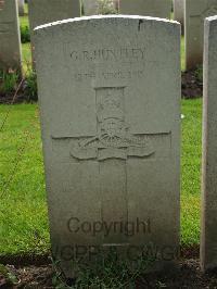 Etaples Military Cemetery - Huntley, G R