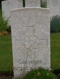 Etaples Military Cemetery - Hurley, J