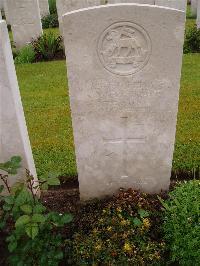 Etaples Military Cemetery - Hyatt, Joseph