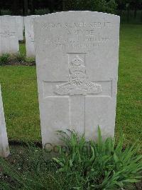 Etaples Military Cemetery - Hyde, J A