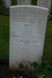 Etaples Military Cemetery - Hydes, James