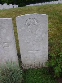 Etaples Military Cemetery - Hyman, C
