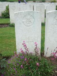 Etaples Military Cemetery - Ingram, Arthur Newton