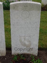 Etaples Military Cemetery - Irish, Denman Augustus