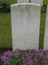 Etaples Military Cemetery - Jackson, P