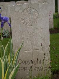 Etaples Military Cemetery - James, H