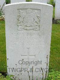 Etaples Military Cemetery - Jamison, George James