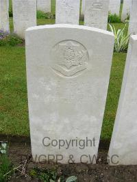 Etaples Military Cemetery - Janes, John Robert