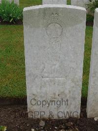 Etaples Military Cemetery - Jarrett, John