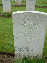 Etaples Military Cemetery - Jenkins, Edward Geoffrey