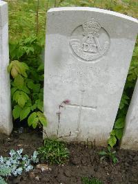 Etaples Military Cemetery - Jenkins, Lewis