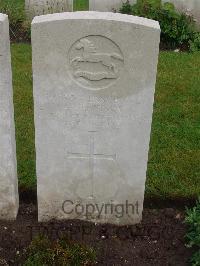 Etaples Military Cemetery - Jennings, A
