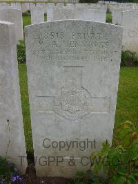 Etaples Military Cemetery - Jennings, W A