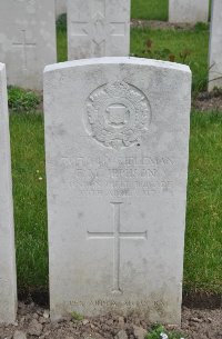 Etaples Military Cemetery - Jephson, F M
