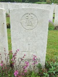 Etaples Military Cemetery - Johns, Frank Dallas