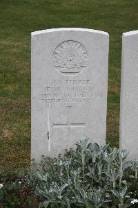 Etaples Military Cemetery - Johnson, Francis William