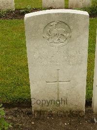 Etaples Military Cemetery - Johnson, George