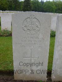 Etaples Military Cemetery - Johnson, George Henry