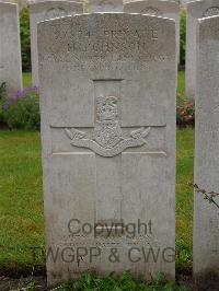 Etaples Military Cemetery - Johnson, Henry