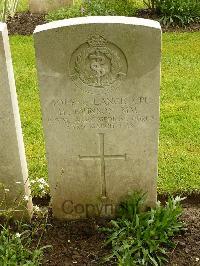 Etaples Military Cemetery - Johnson, Herbert