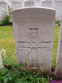 Etaples Military Cemetery - Johnson, T