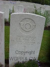 Etaples Military Cemetery - Johnson, Thomas Christopher