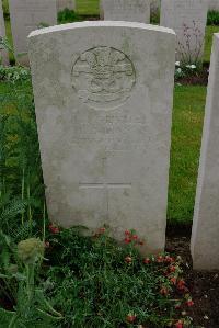 Etaples Military Cemetery - Johnson, W H
