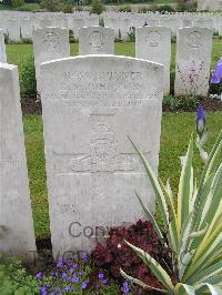 Etaples Military Cemetery - Johnston, Robert Stobo