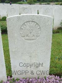 Etaples Military Cemetery - Johnstone, Wallace Robertson