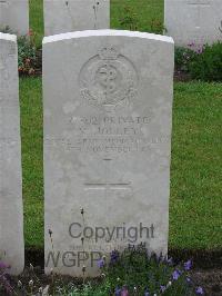 Etaples Military Cemetery - Jolley, V