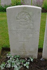 Etaples Military Cemetery - Jones, Arthur Thomas Neville