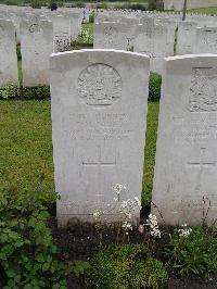 Etaples Military Cemetery - Jones, Francis Michael