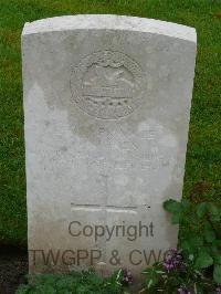 Etaples Military Cemetery - Jones, George