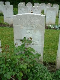 Etaples Military Cemetery - Jones, Henry