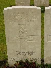 Etaples Military Cemetery - Jones, Joseph