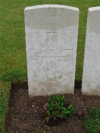 Etaples Military Cemetery - Jones, Joseph
