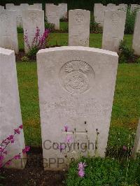 Etaples Military Cemetery - Jones, Moses Carrington