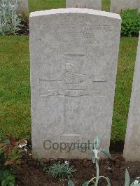 Etaples Military Cemetery - Jordon, B