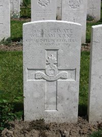 Etaples Military Cemetery - Kane, William