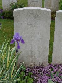 Etaples Military Cemetery - Kelley, James