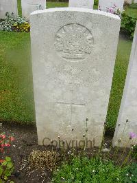 Etaples Military Cemetery - Kennedy, Alexander