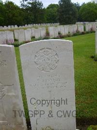Etaples Military Cemetery - Kennedy, Thomas
