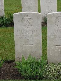 Etaples Military Cemetery - Kibbler, Frederick