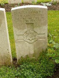 Etaples Military Cemetery - Kidingham, J R