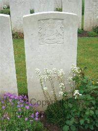 Etaples Military Cemetery - Kilgour, Ralph