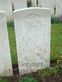 Etaples Military Cemetery - Killick, George Herbert