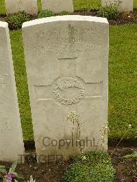 Etaples Military Cemetery - Kimber, George